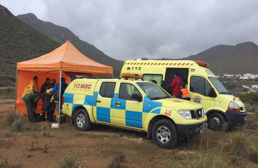 Voluntarios de Protección Civil Totana colaboran en la búsqueda del niño desaparecido en Níjar (Almería)